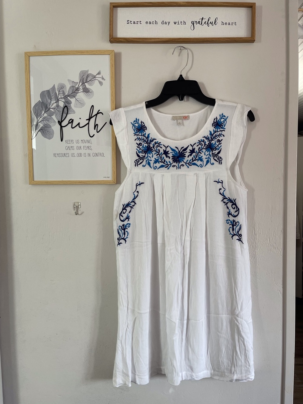 GB Giani Binni White Dress with Blue Floral Embroidery